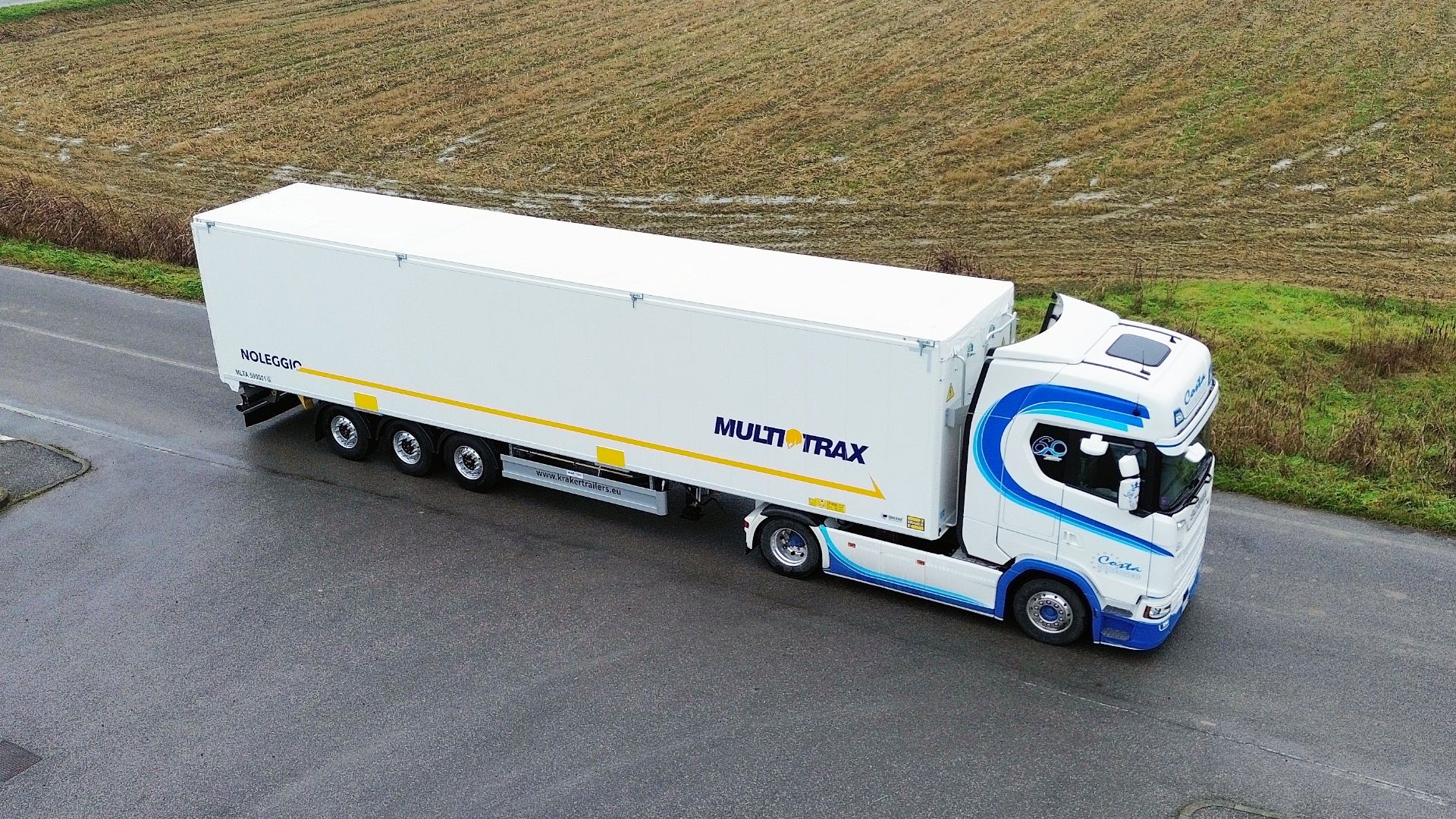 Piano mobile Kraker con logo Multitrax